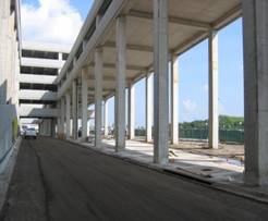 TIA_Ramps_to_economy_parking.jpg
